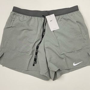 Nike Men’s Flex Stride 5” Brief Lined Running Shorts Grey Size Large 2XL
